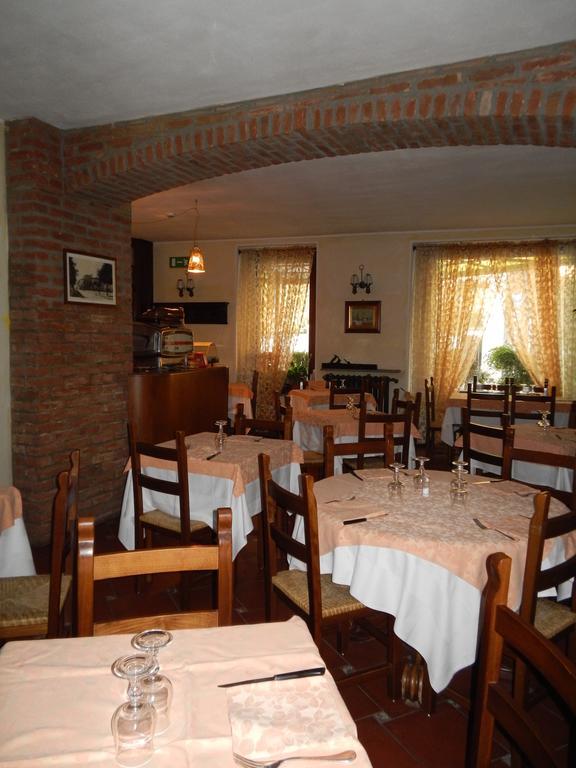 Risthotel Pizzeria Italia Godiasco Eksteriør billede
